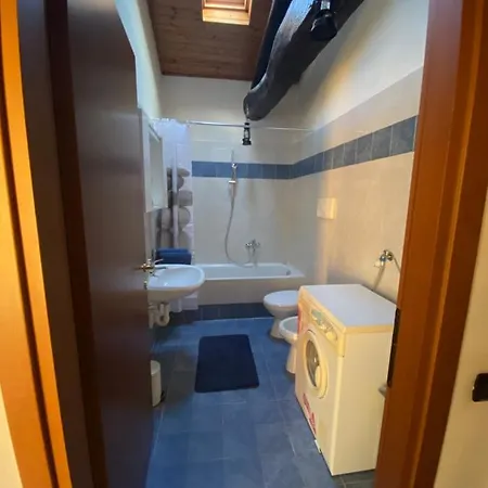 Borgo Antico House شقة تْشيرنوبيو